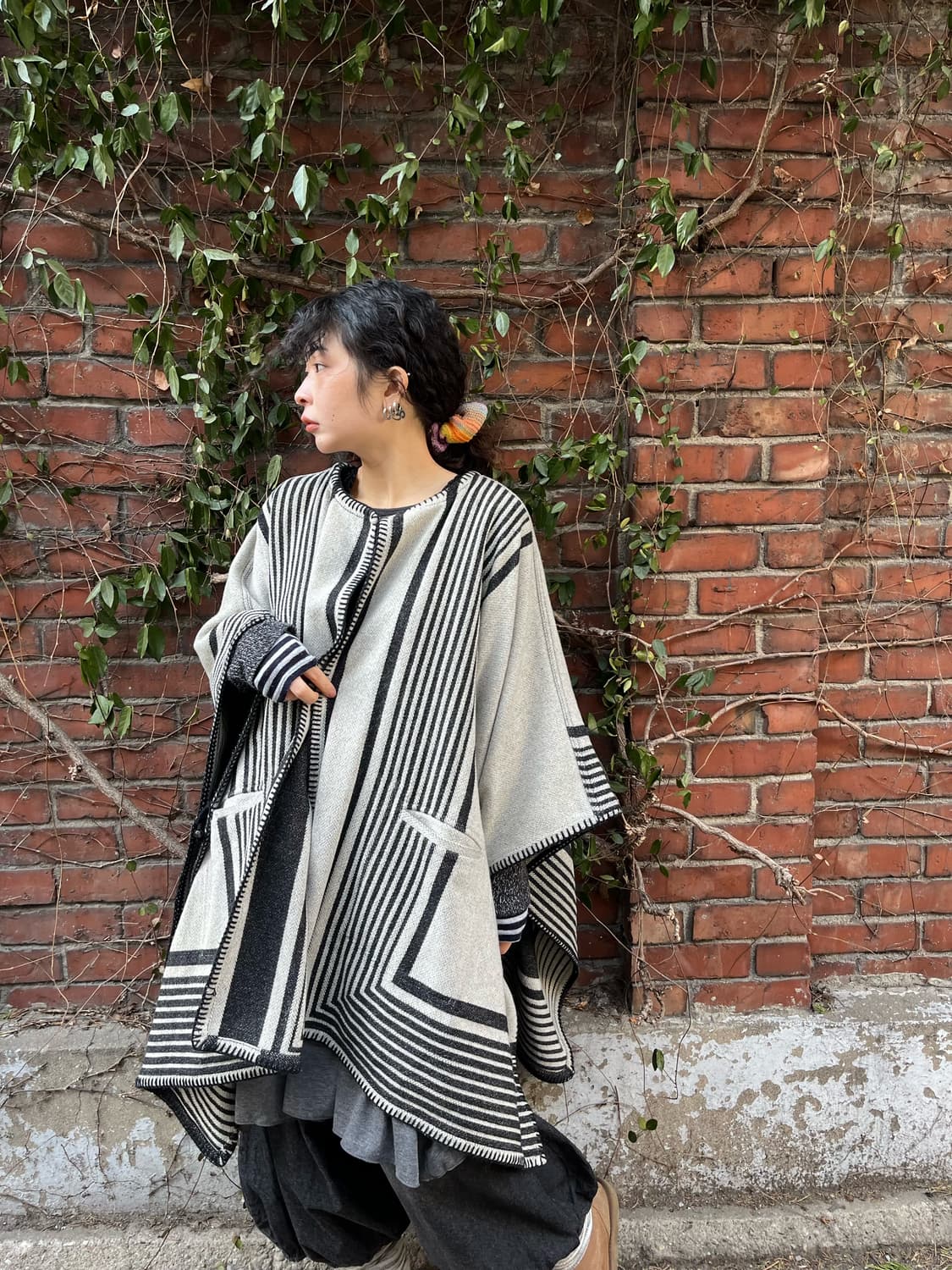 일본 무드 리버시블 케이프 카디건 상품이미지1