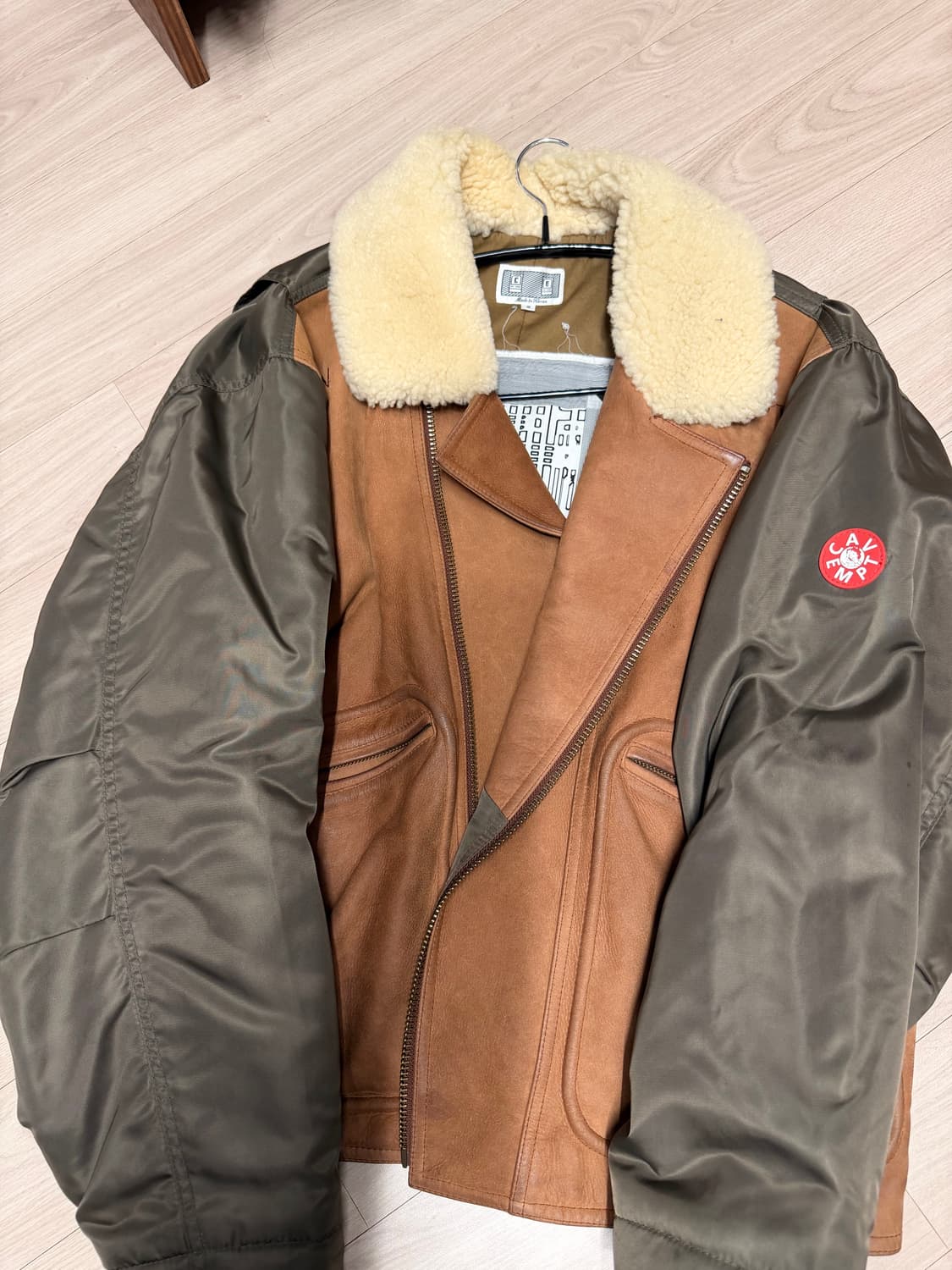 카브엠트 항공 무스탕 점퍼  상품이미지1