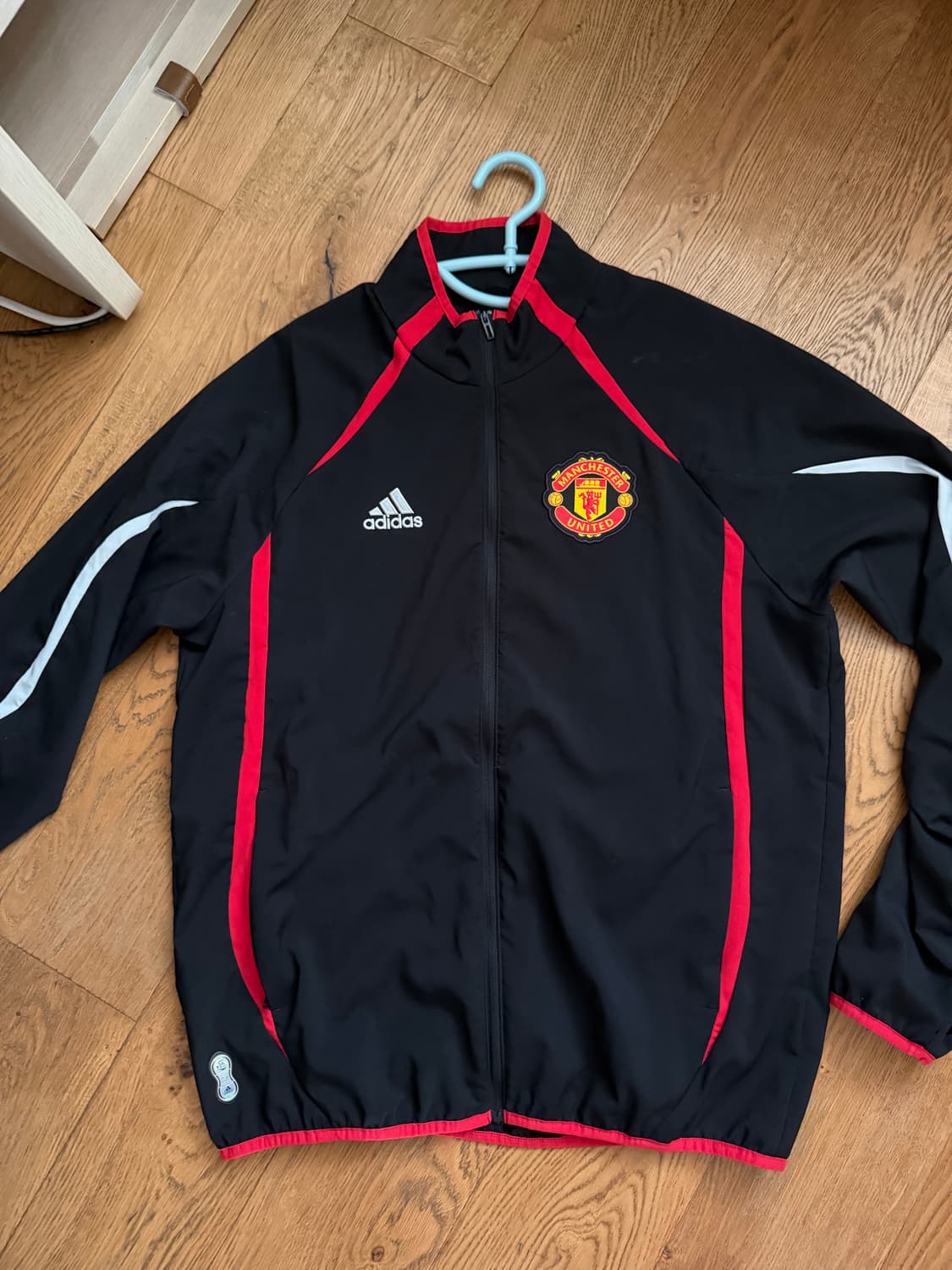 맨유바람막이저지 판매합니다 상품이미지1