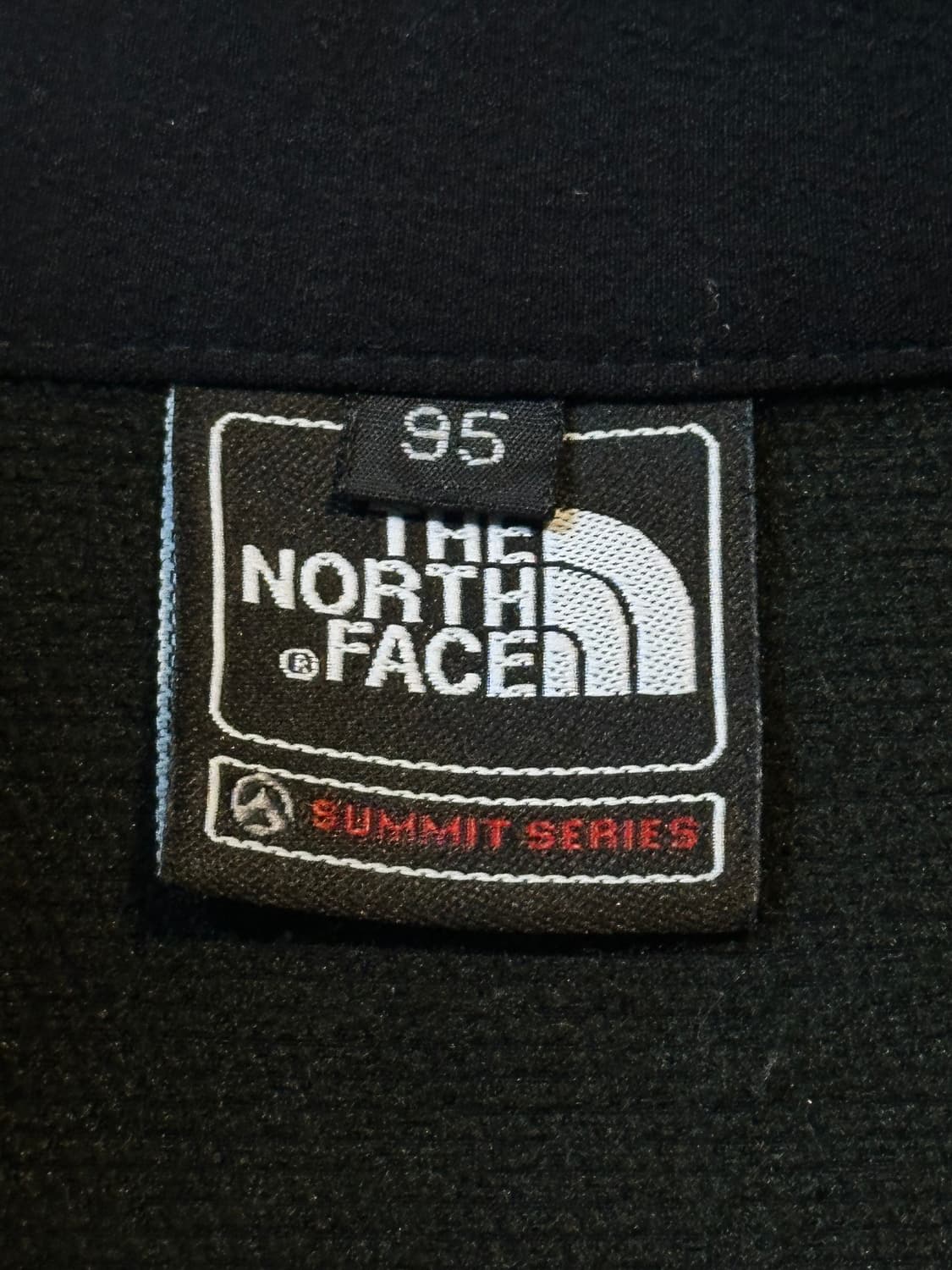 노스페이스 써밋 시리즈 하프 반집업 긴팔 블랙 상품이미지5