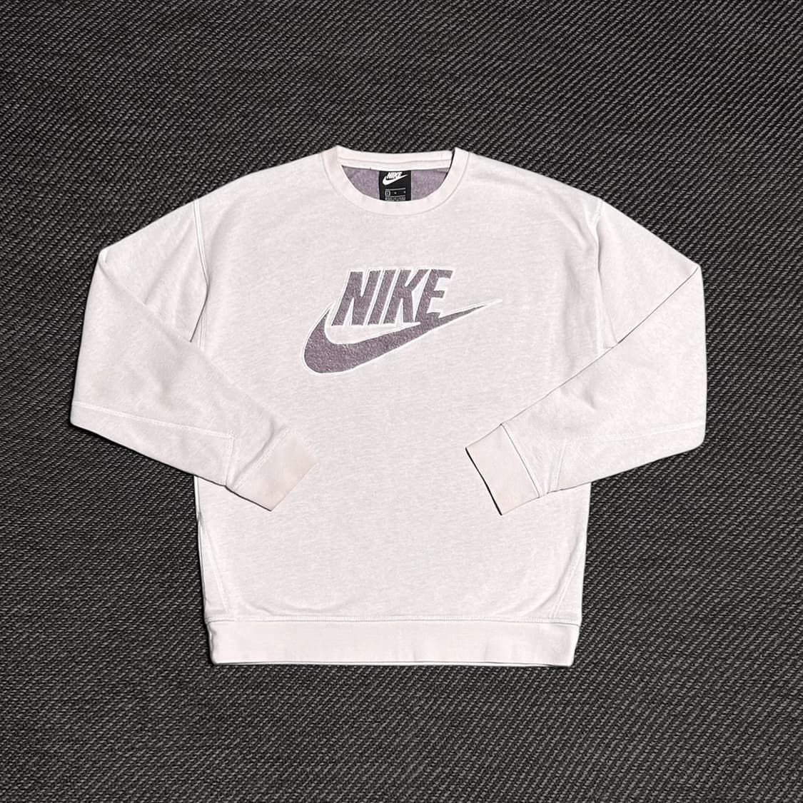 [M] Nike 나이키 리바이벌 연보라 빅로고 맨투맨 상품이미지1