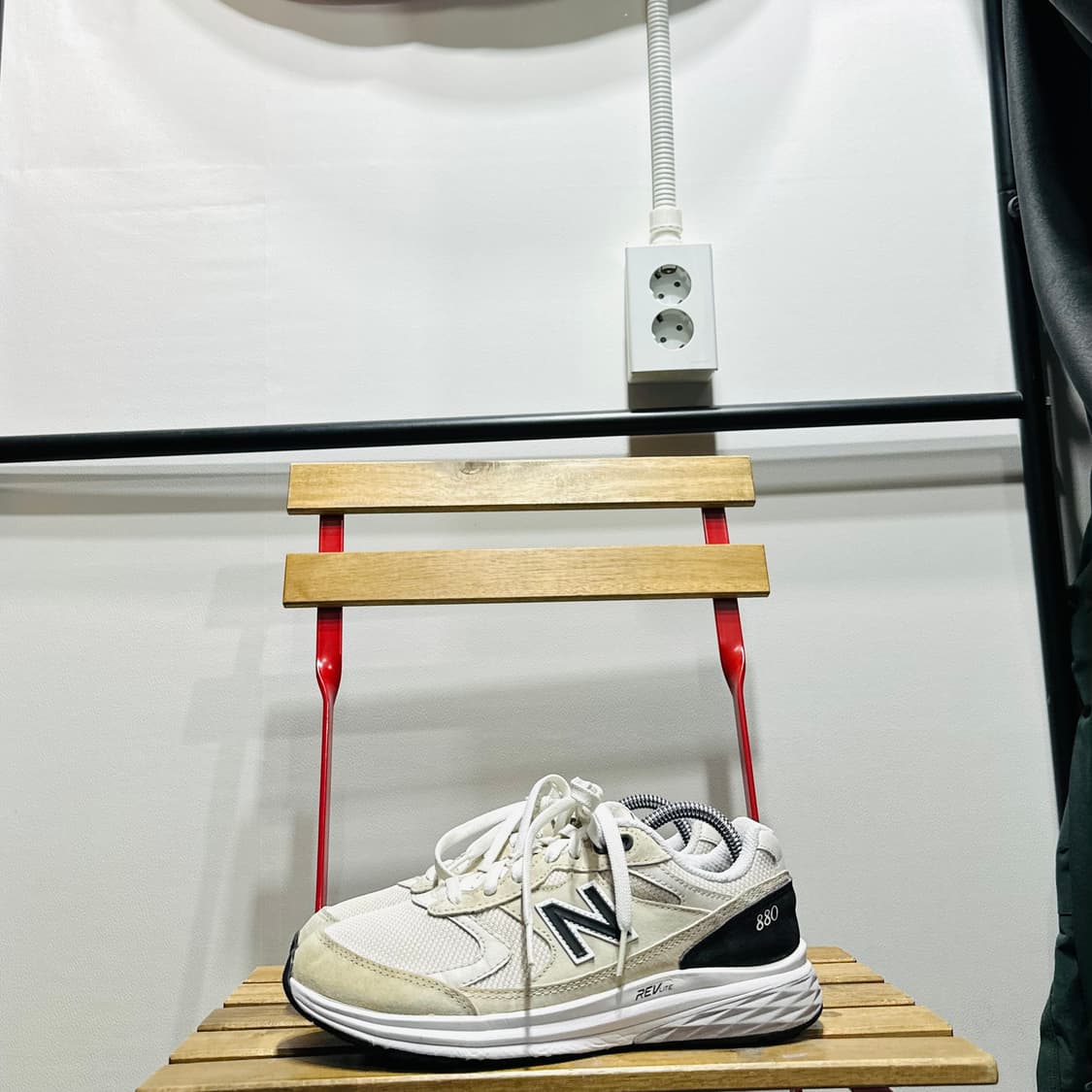 240) 뉴발란스 운동화 여성 여자 신발 880 그레이 상품이미지3