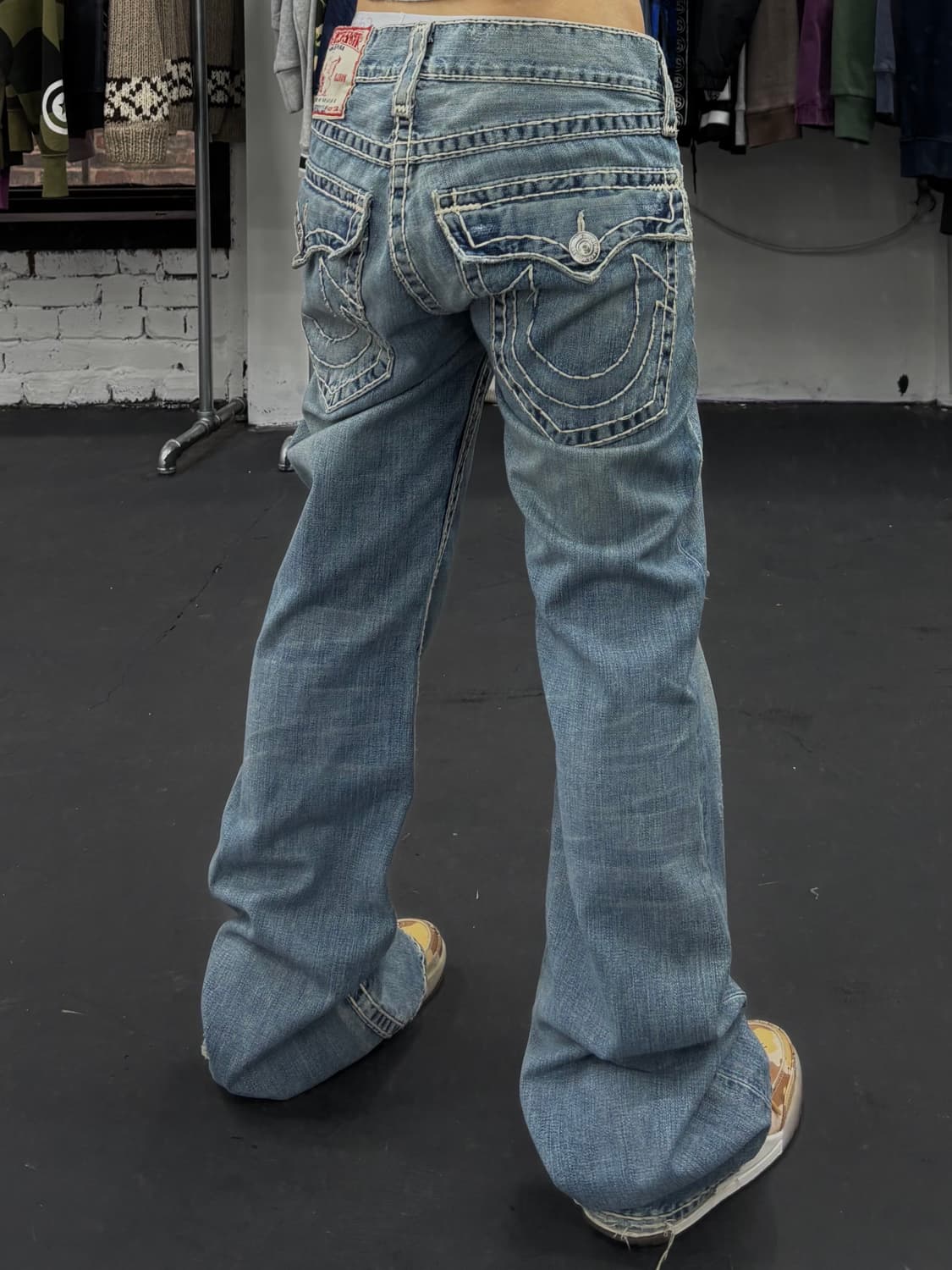 트루릴리전 슈퍼티 데님팬츠 상품이미지1