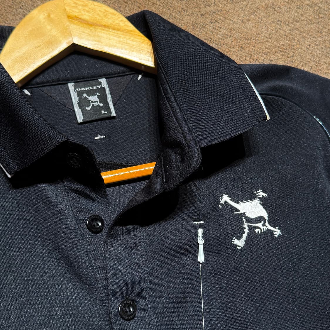 오클리 스컬라인 아카이브 롱슬리브 L 상품이미지3