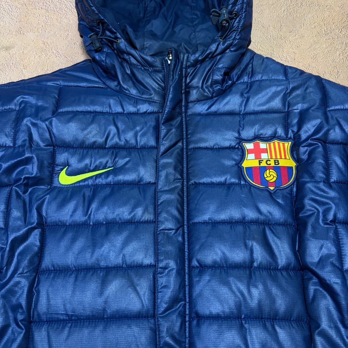 나이키 FC바르셀로나 스우시 네이비 경량 패딩 상품이미지2