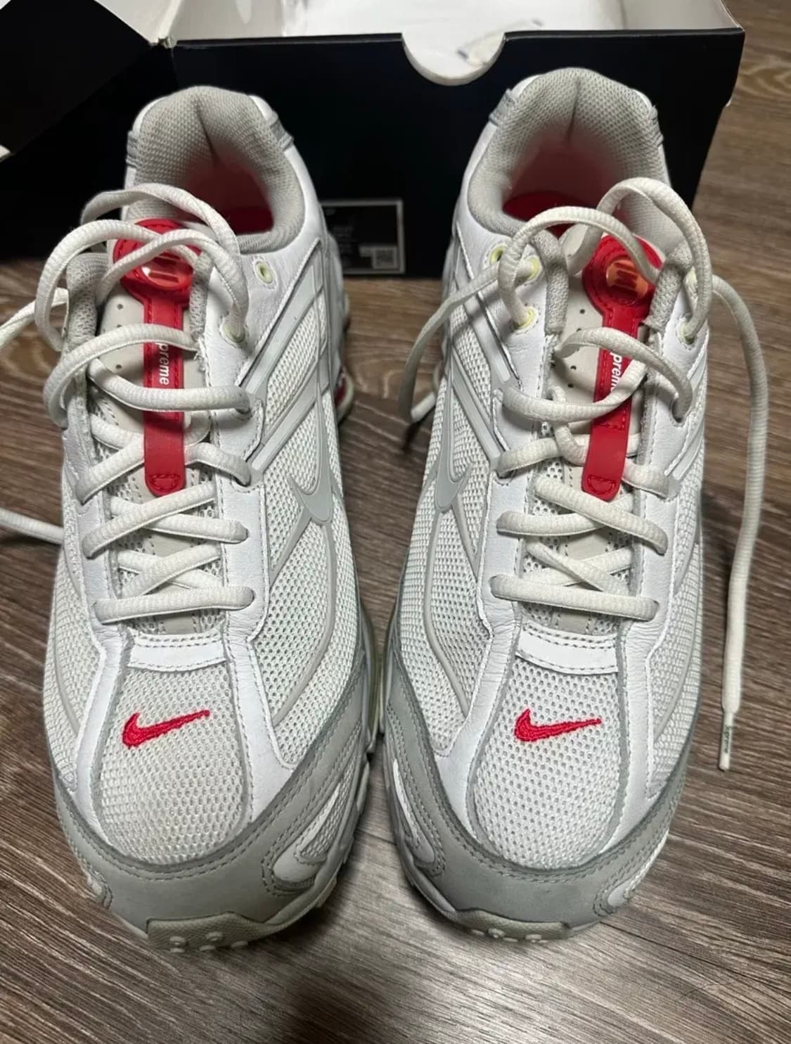 나이키 x 슈프림 샥스 라이드 2 SP 화이트 상품이미지4