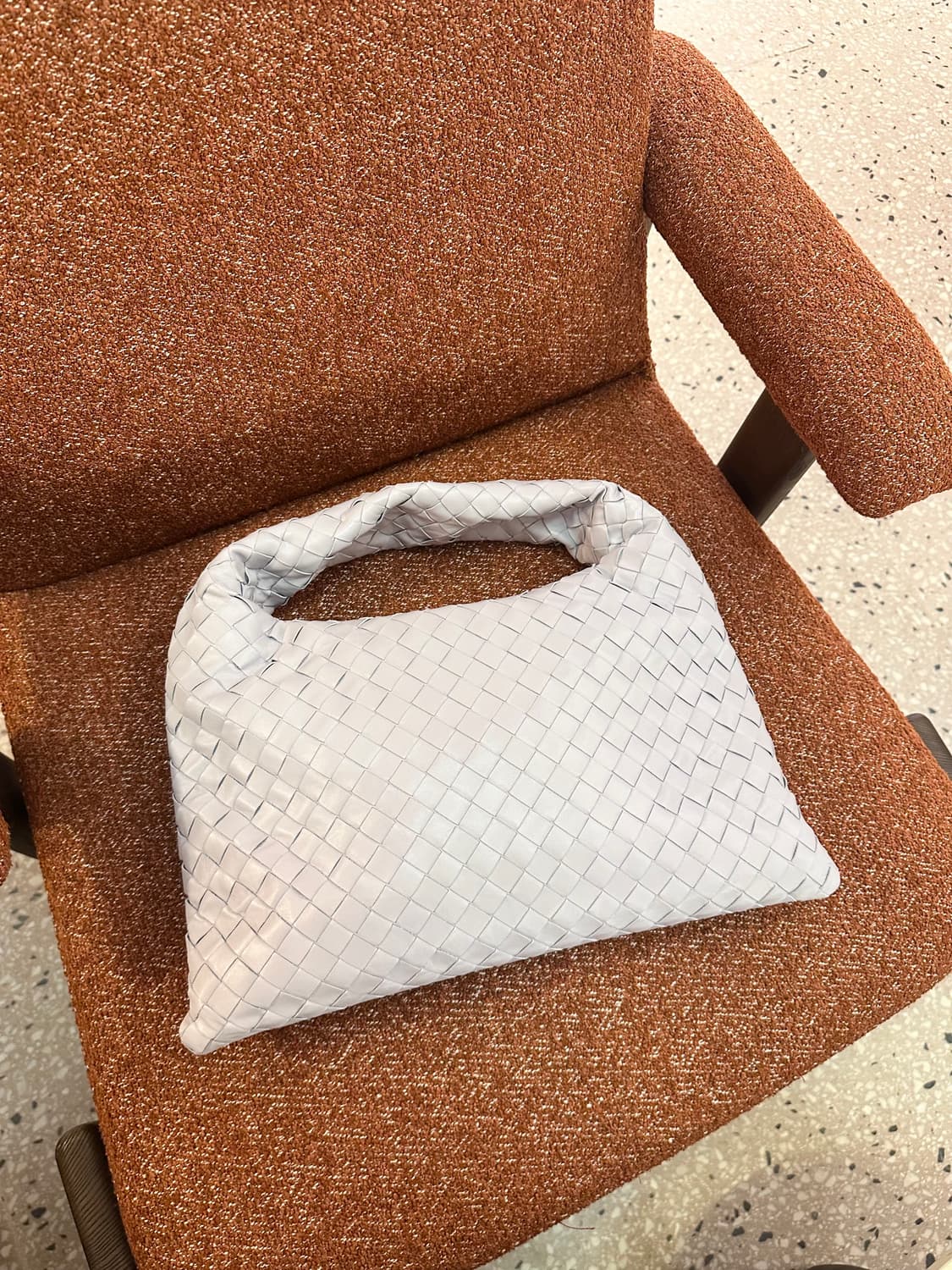 [A+ 정품] 보테가베네타 홉 호보백 스몰 상품이미지3