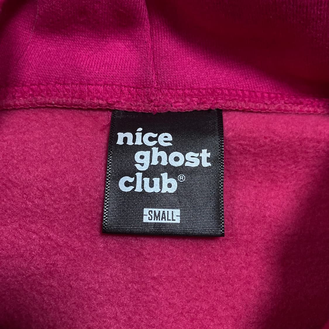 나이스 고스트 클럽 빅로고 핑크 후드티 상품이미지3
