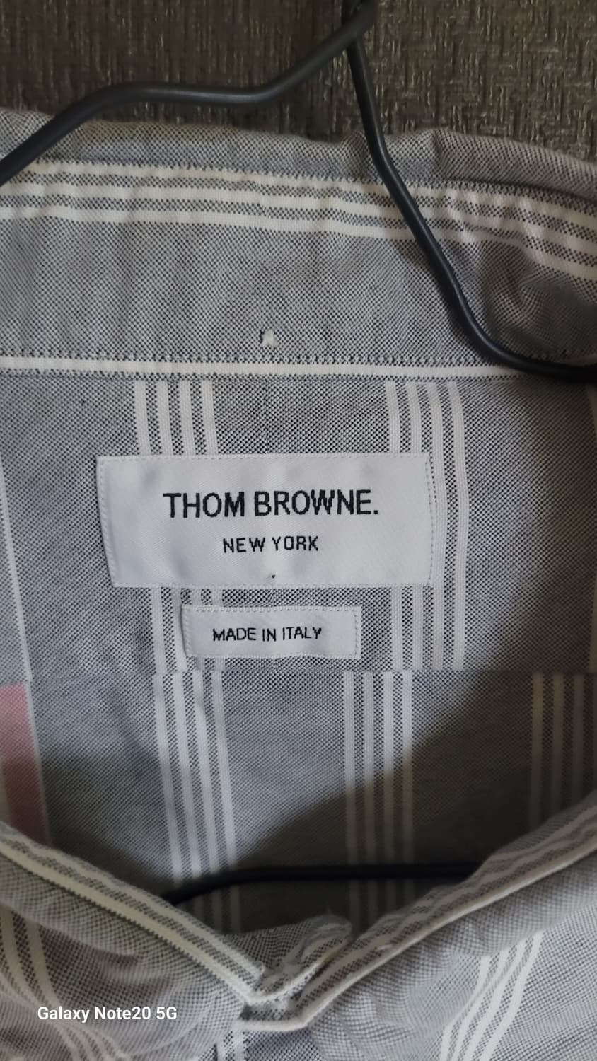 톰브라운 셔츠 상품이미지3