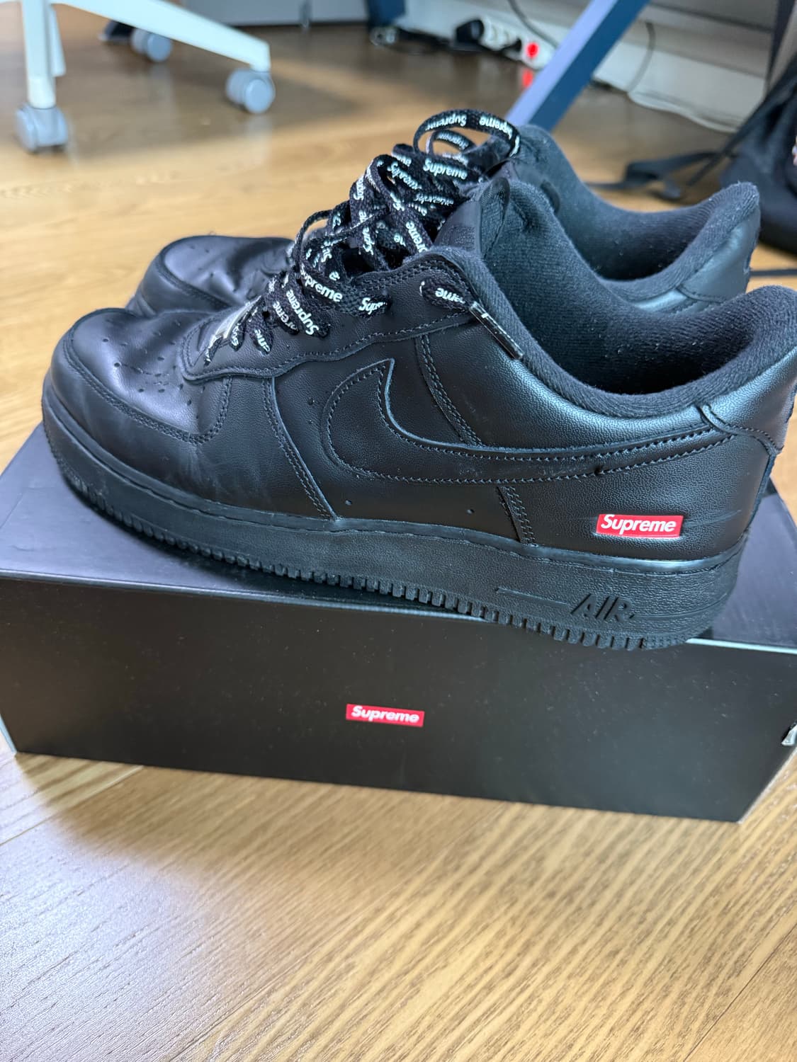 나이키 슈프림 에어포스 1 상품이미지2