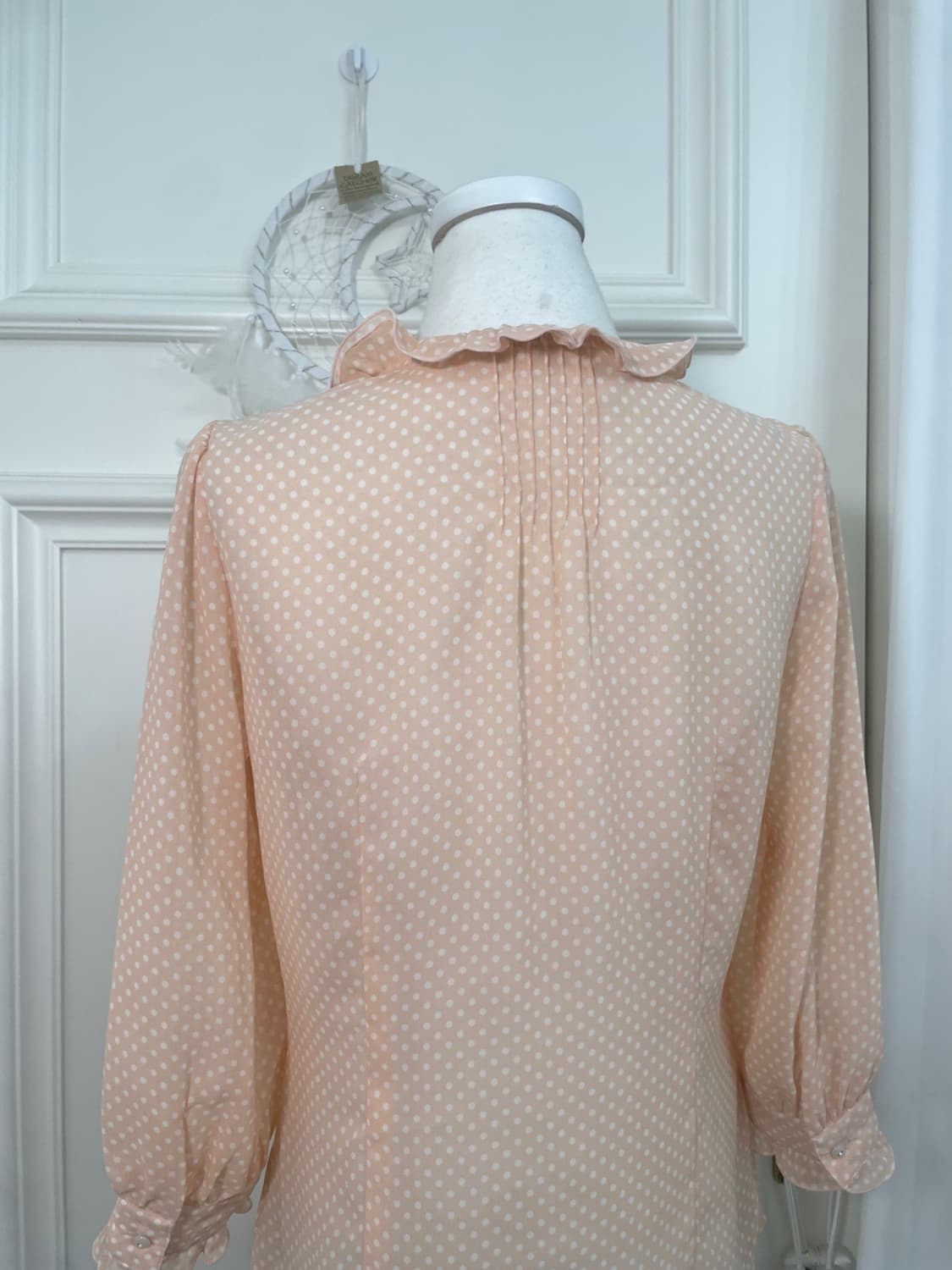 coral dot ruffle puff blouse(size-11) 상품이미지4