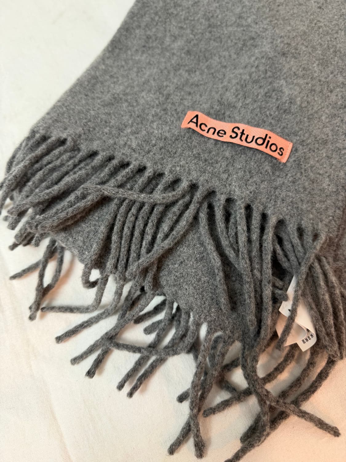 아크네 스튜디오 울 머플러 그레이 상품이미지3