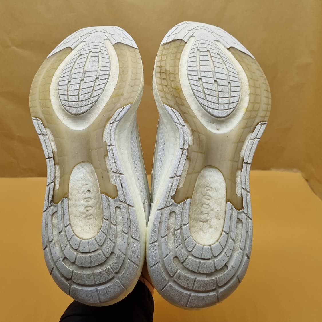 아디다스 퓨어부스트22 여성운동화235  상품이미지3