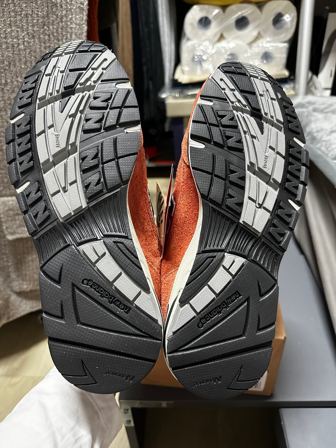 뉴발란스 991 오렌지 265사이즈 판매합니다 상품이미지5