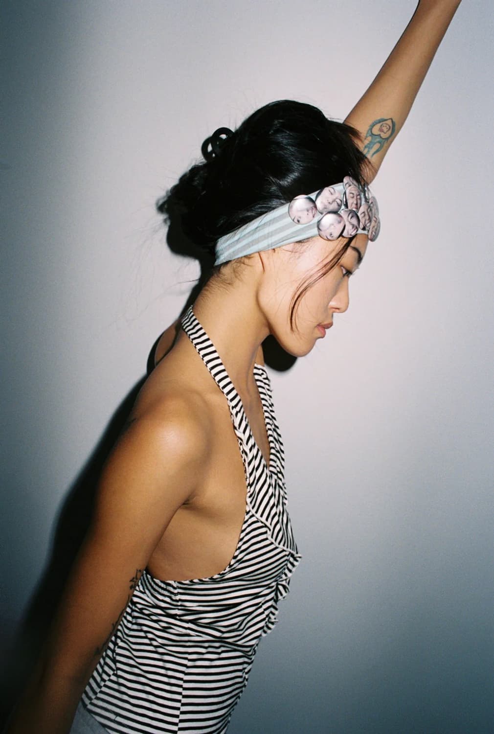 Y2K빈티지 러프 홀터넥 슬리브 상품이미지4