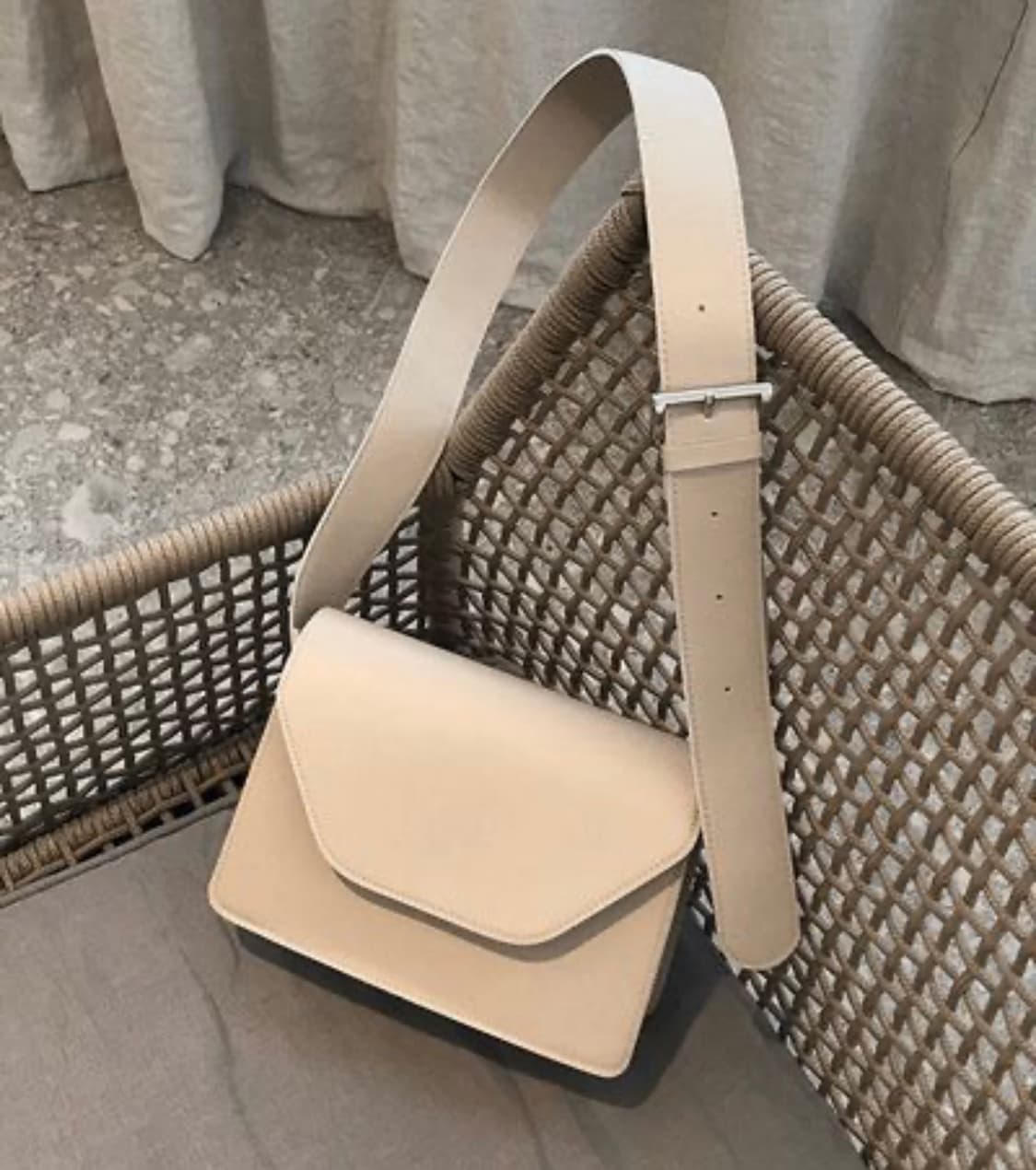 베이지 가방 상품이미지1