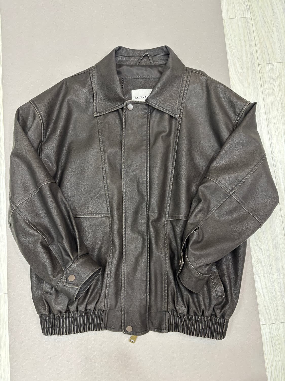 레이디볼륨 레더 자켓 free 상품이미지3