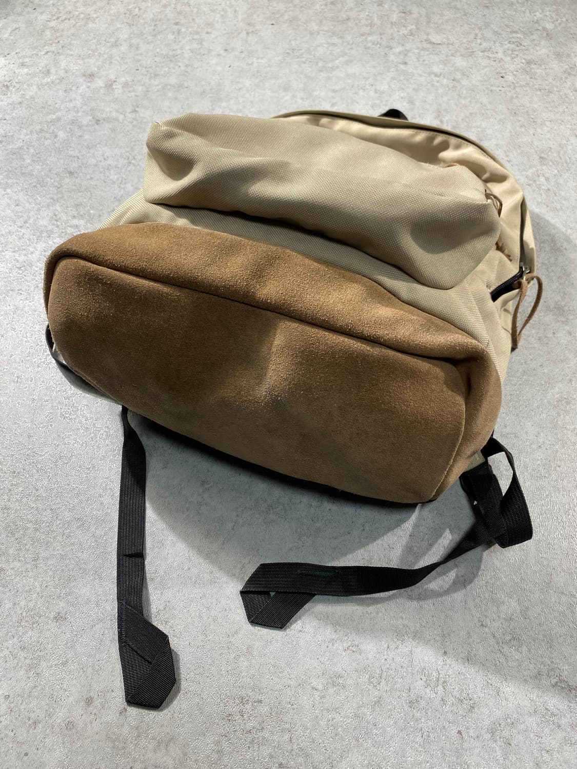 [39*54] Jansport 잔스포츠 스웨이드 바텀 백팩 상품이미지3