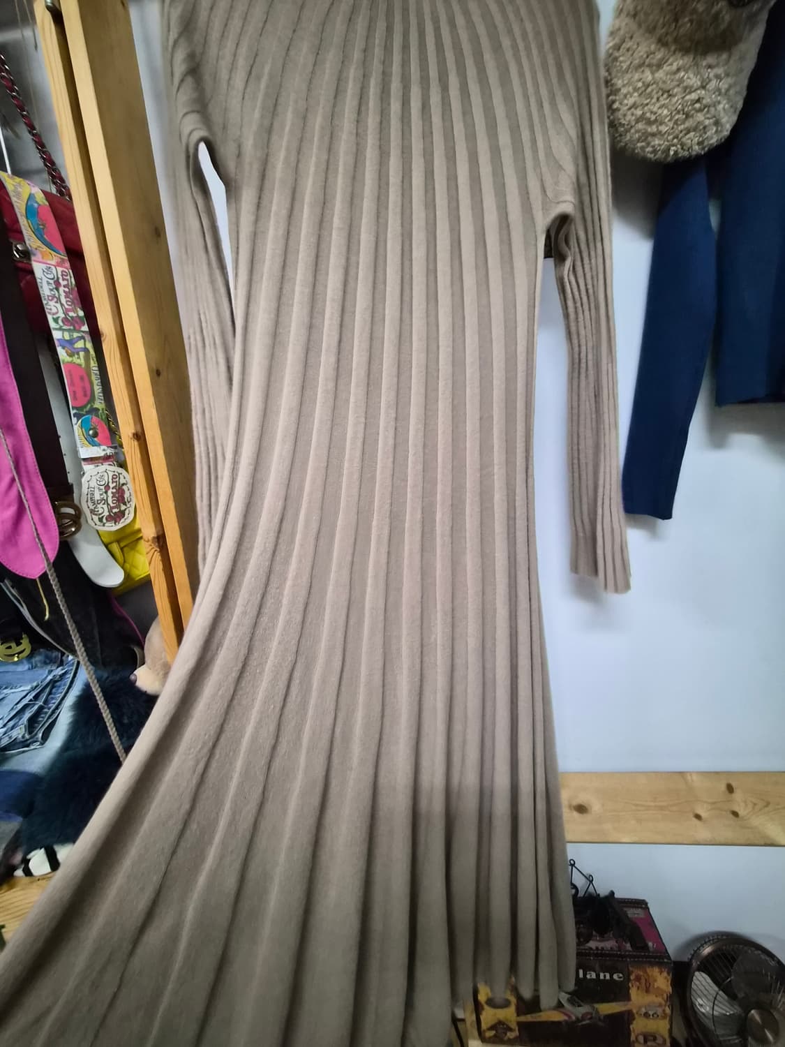 afterglow  캐시미어 골지 니트 원피스 상품이미지4