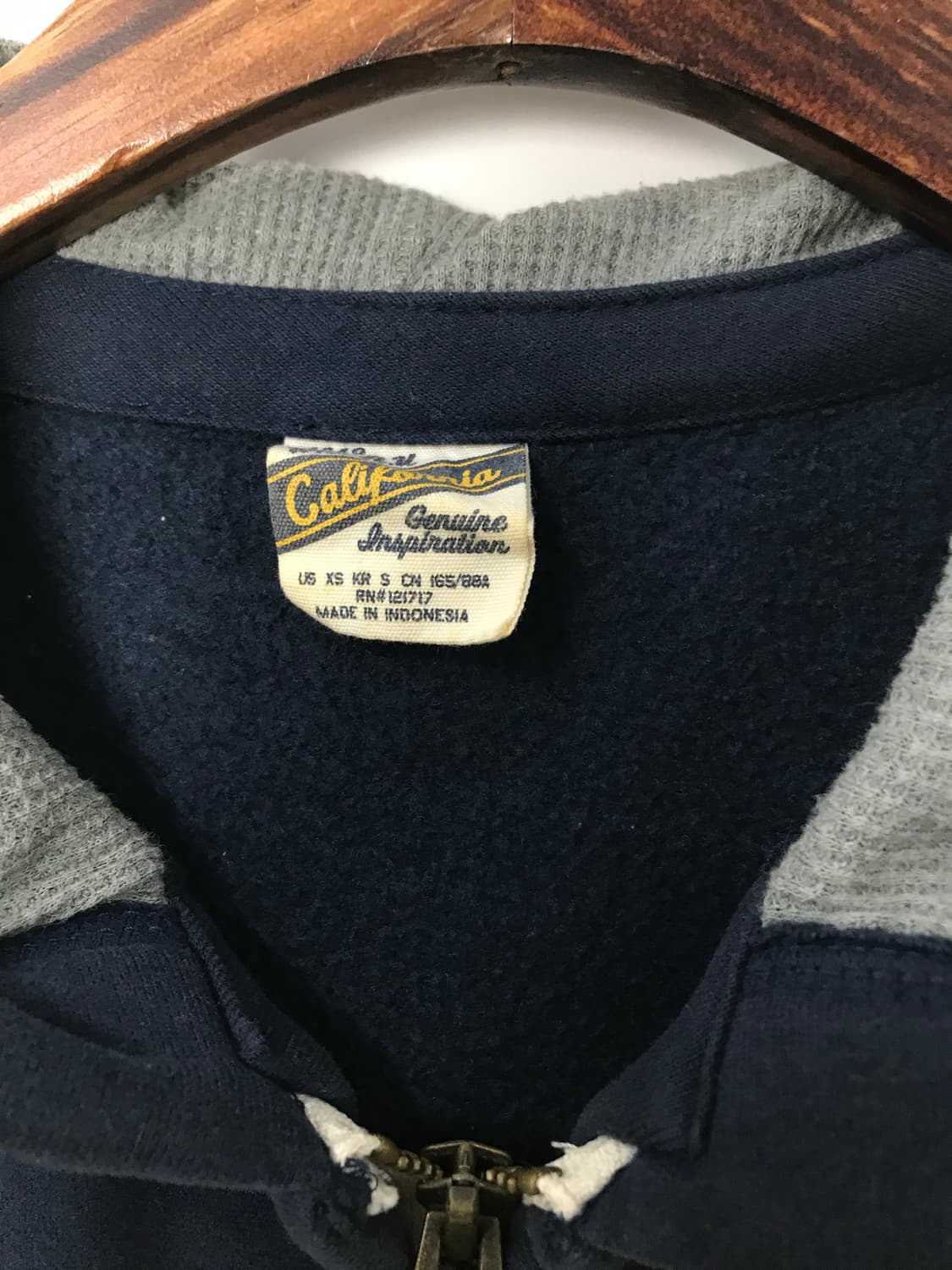 후아유 y2k 와투케 네이비 후드집업 상품이미지7