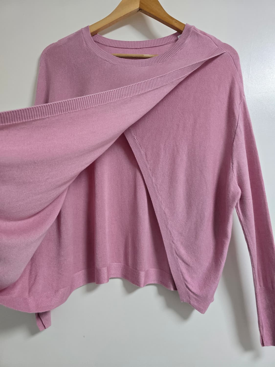 DEREK LAM 뉴욕 실크 언발란스 니트 블라우스 상품이미지2