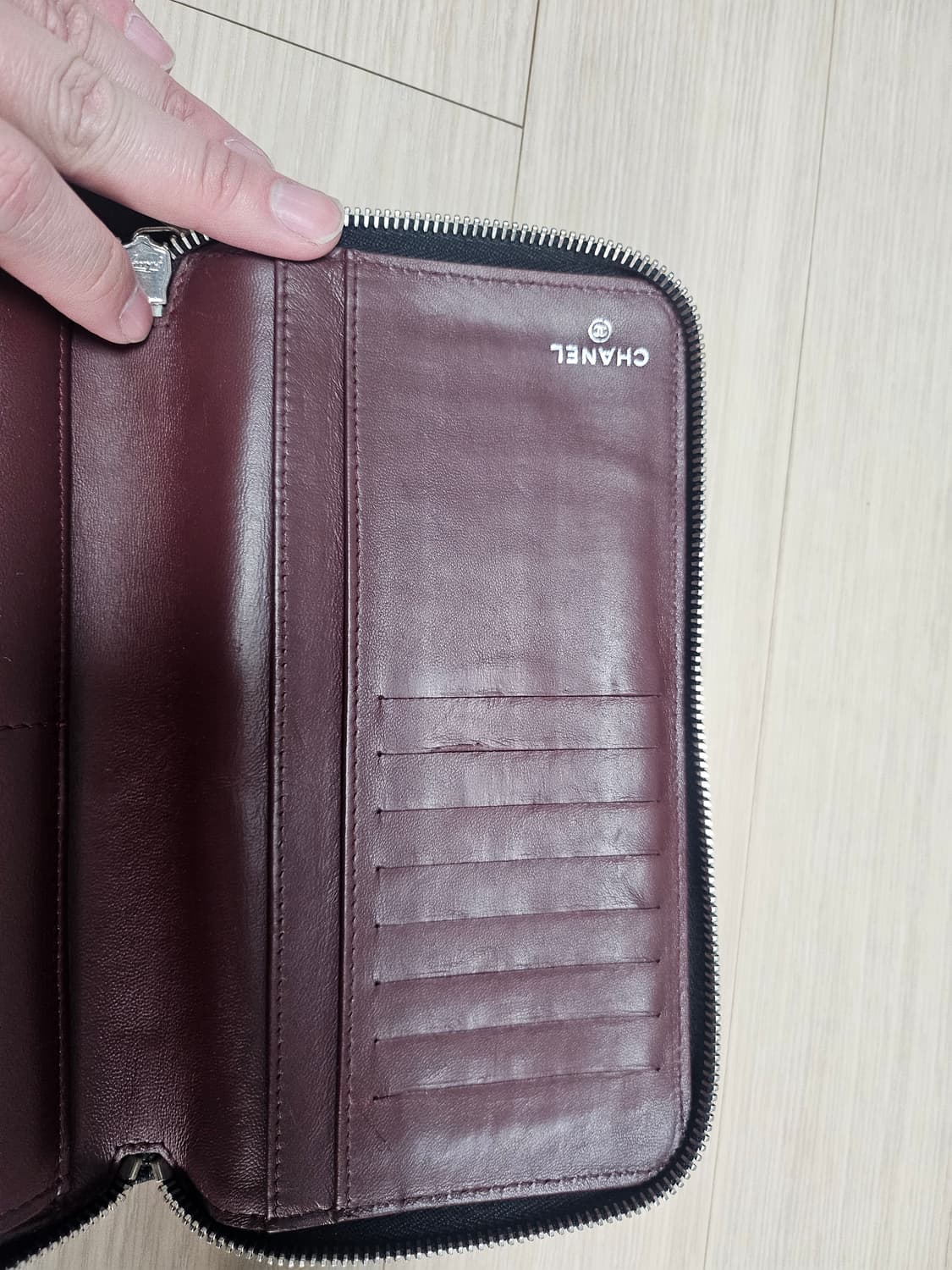 샤넬 램스킨 집업 파우치 장지갑 상품이미지9