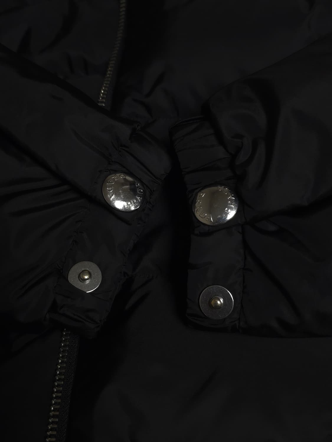 [48] 프라다 리나일론 패딩 블랙(SGB112) 상품이미지5