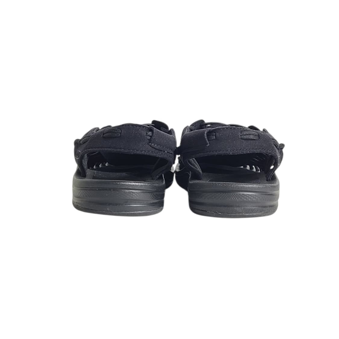 2400) KEEN 킨 유니크 샌들 모노크롬 블랙 상품이미지6