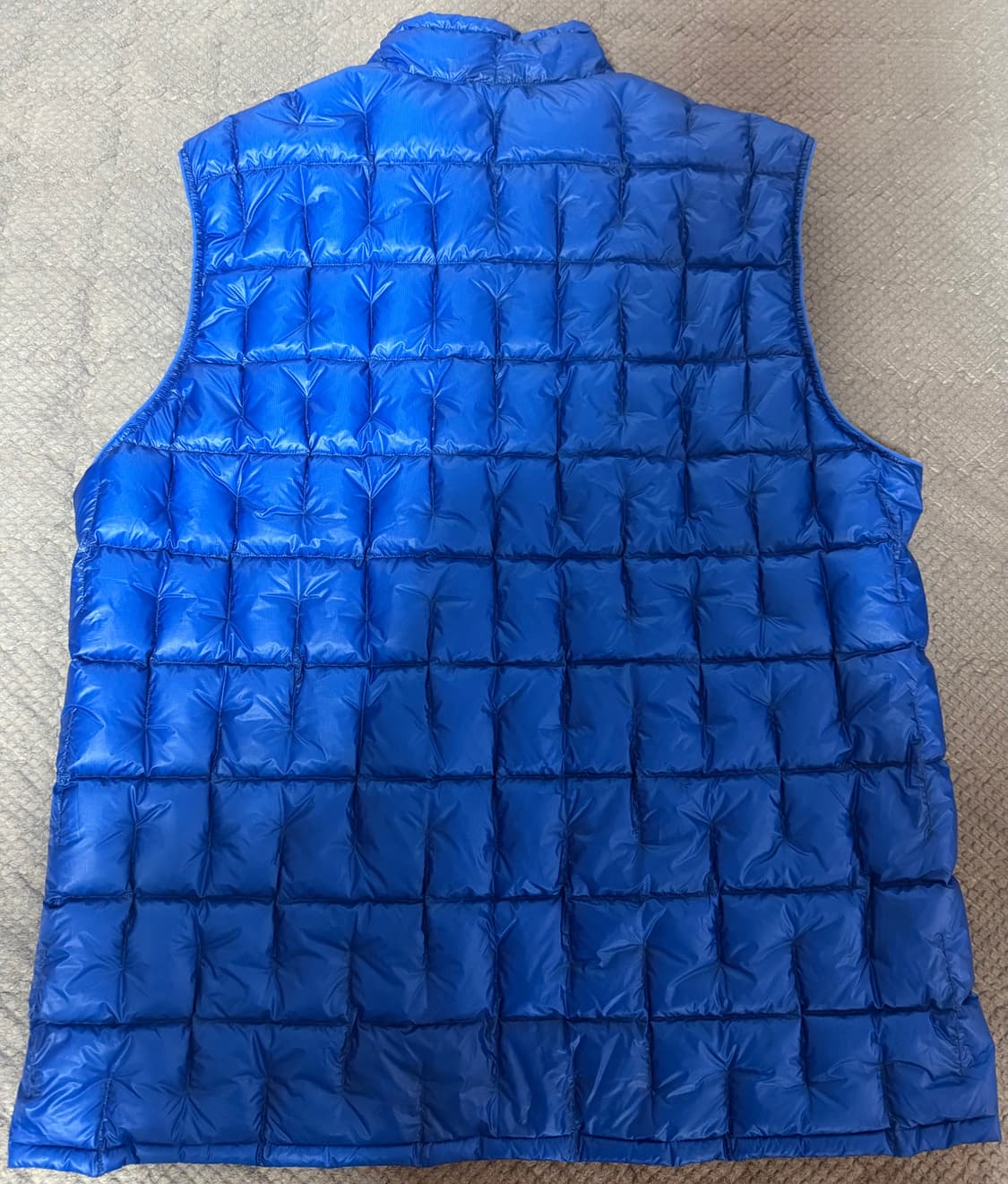 몽벨 플라즈마1000 다운 베스트 블루 2xl 판매합니다. 상품이미지3