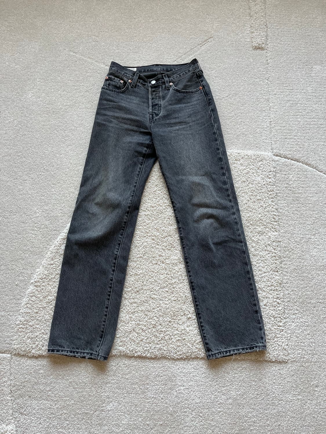 Levi's 501 프리미엄 그레이 워싱 스트레이트 데님 (24-25) 상품이미지2