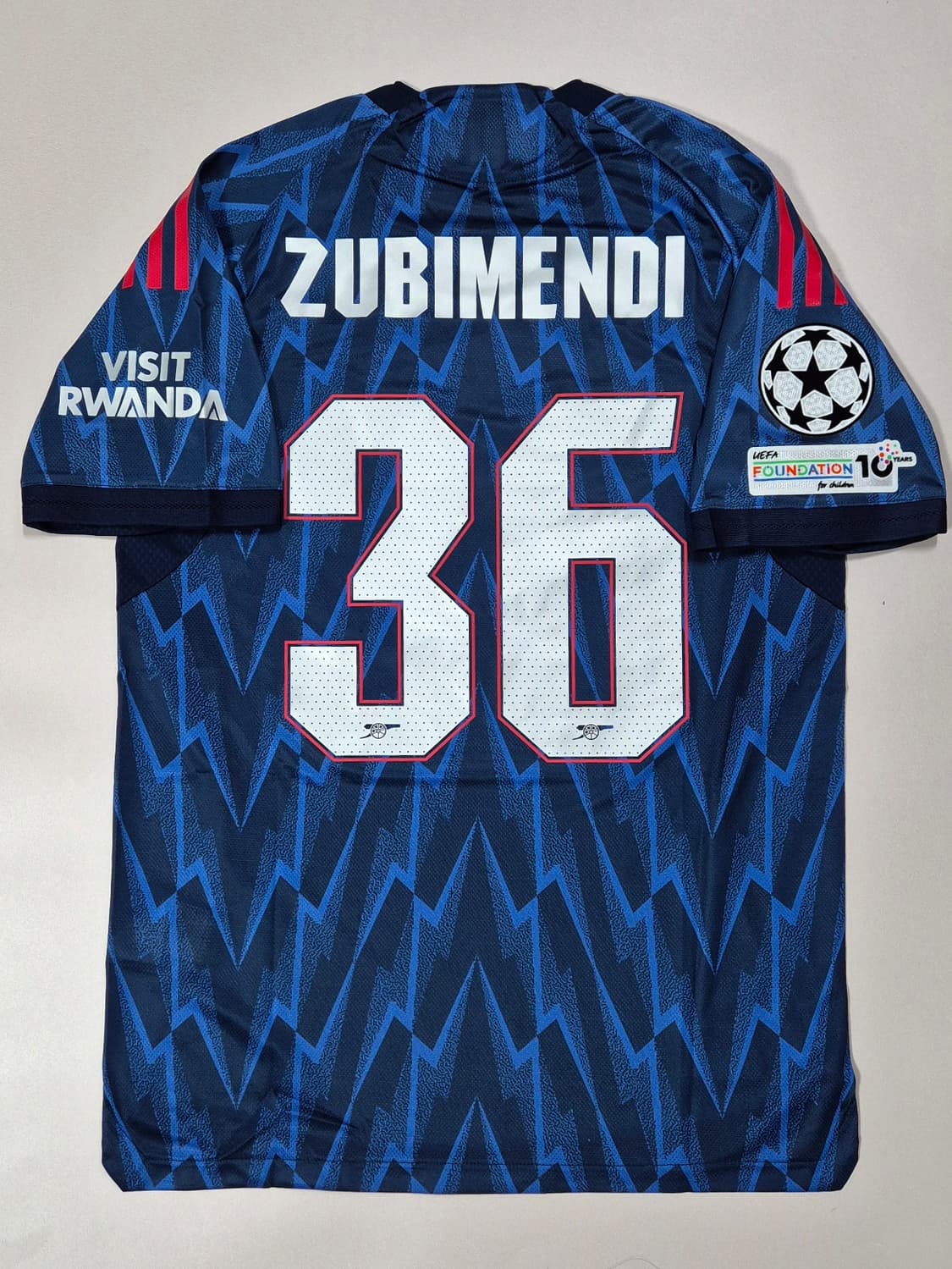 25-26시즌 아스날 수비멘디 어웨이 유니폼 L사이즈 상품이미지1