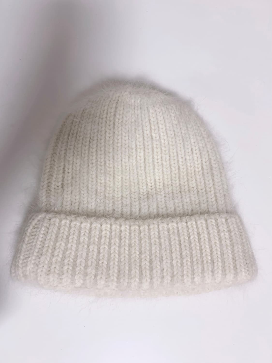 화이트 털 비니 상품이미지1