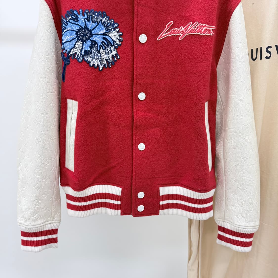 [A+급/46] 루이비통 x 쿠사마 야요이 한정 블루종 바시티 자켓 상품이미지3