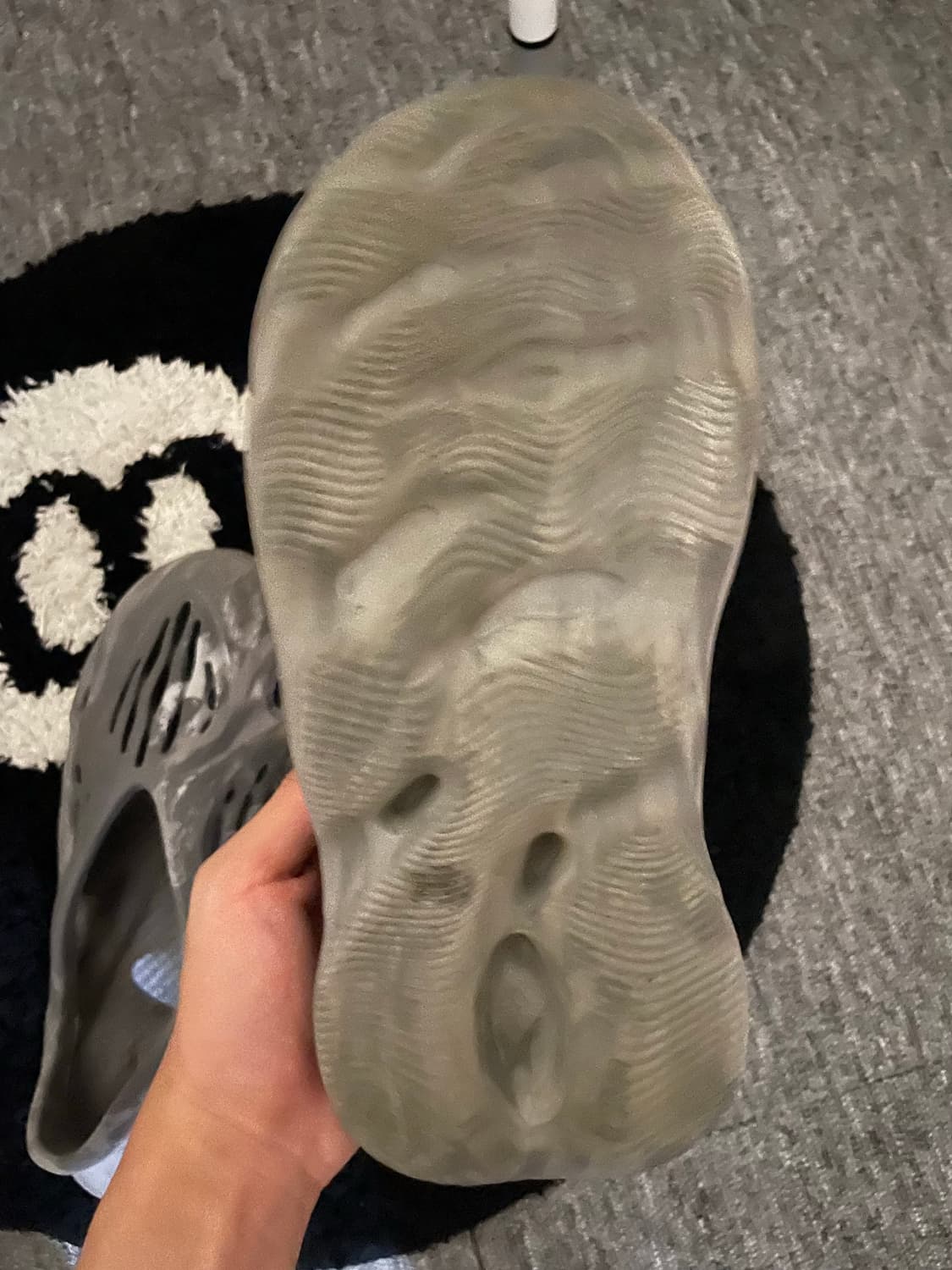 아디다스 이지 폼 러너 믹스 그레이 275 상품이미지4