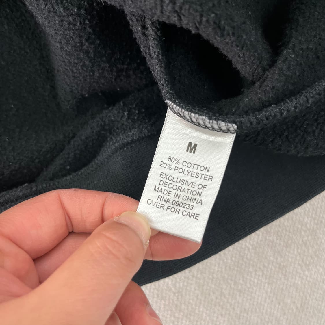 105 피오갓 에센셜 포토 프린팅 맨투맨 상품이미지6