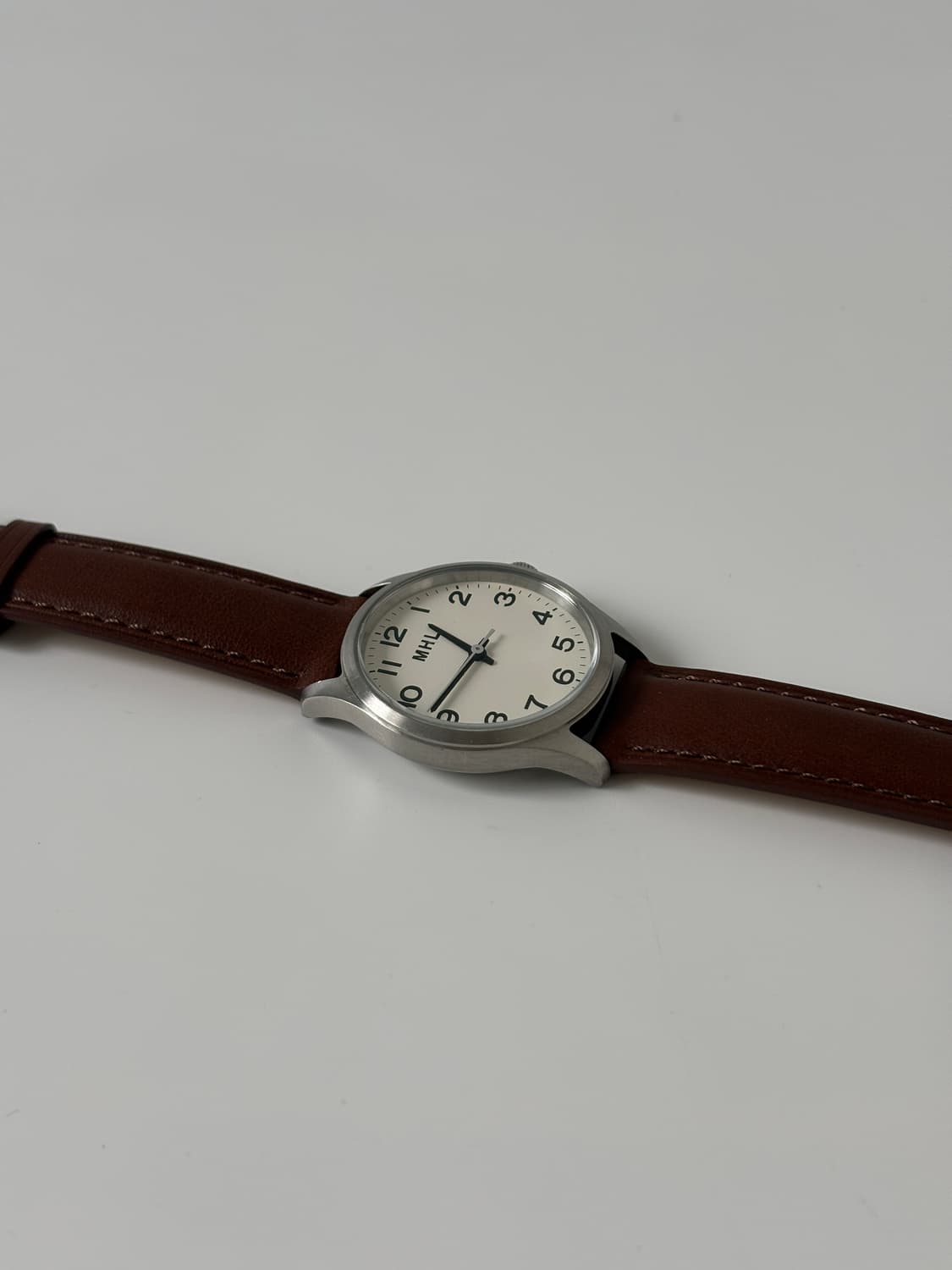 White Dial Arabic Silver Case Watch 상품이미지6