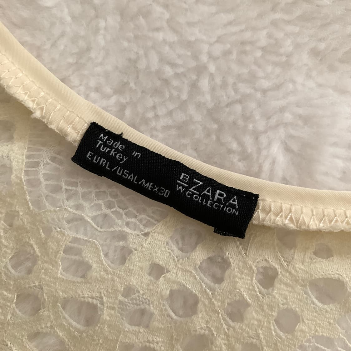 자라 ZARA 아일렛 레이스 클라우드 커팅 슬리브리스 상품이미지6
