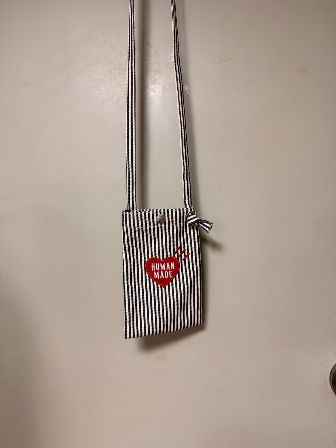 휴먼메이드 히코리 미니백 상품이미지1