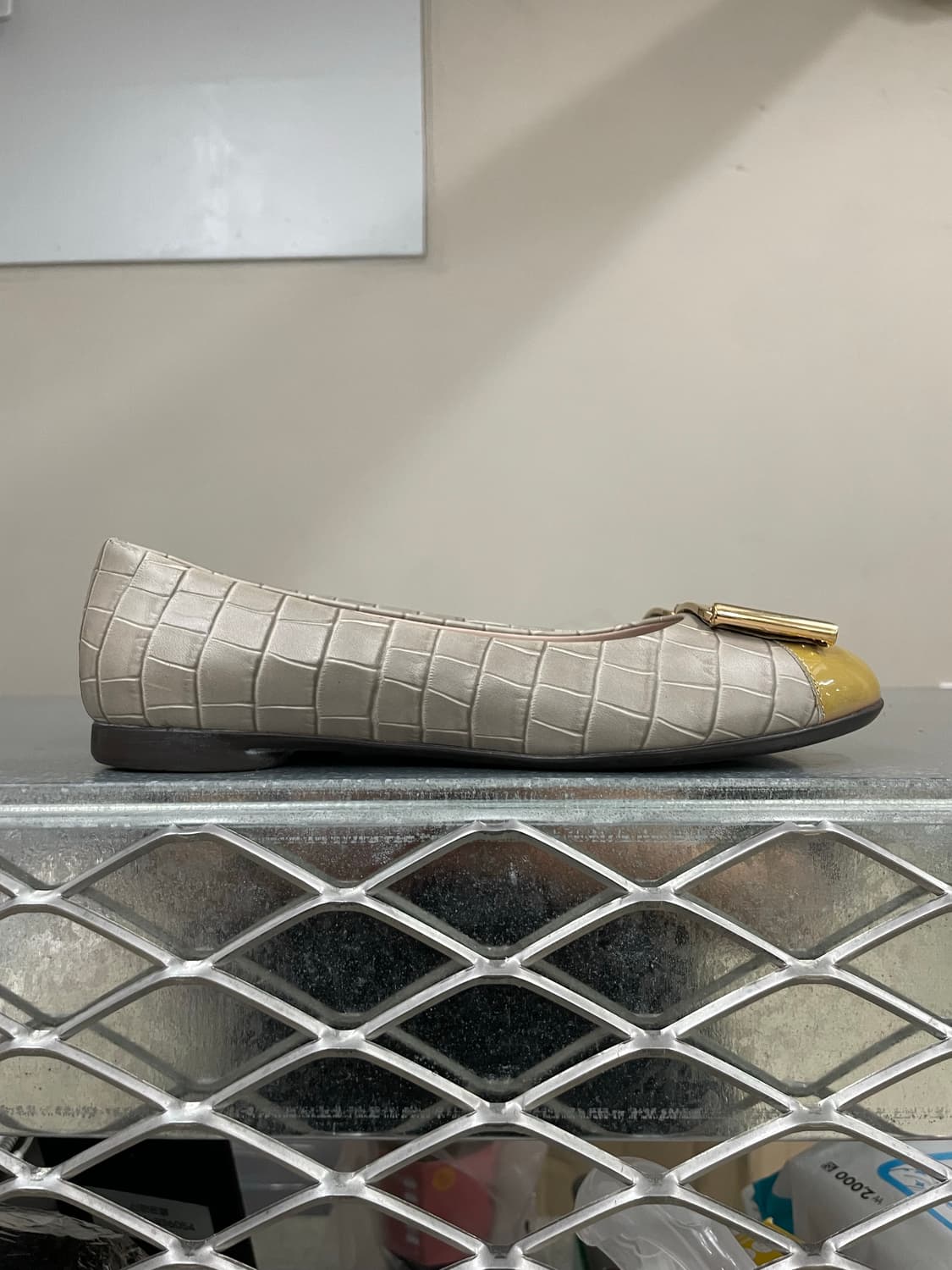 페레가모 버클 플랫 슈즈 6.5D 상품이미지4