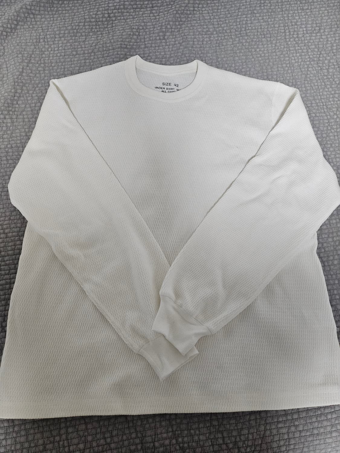 아웃스탠딩 써멀 롱슬리브 화이트 L 팝니다. 상품이미지2