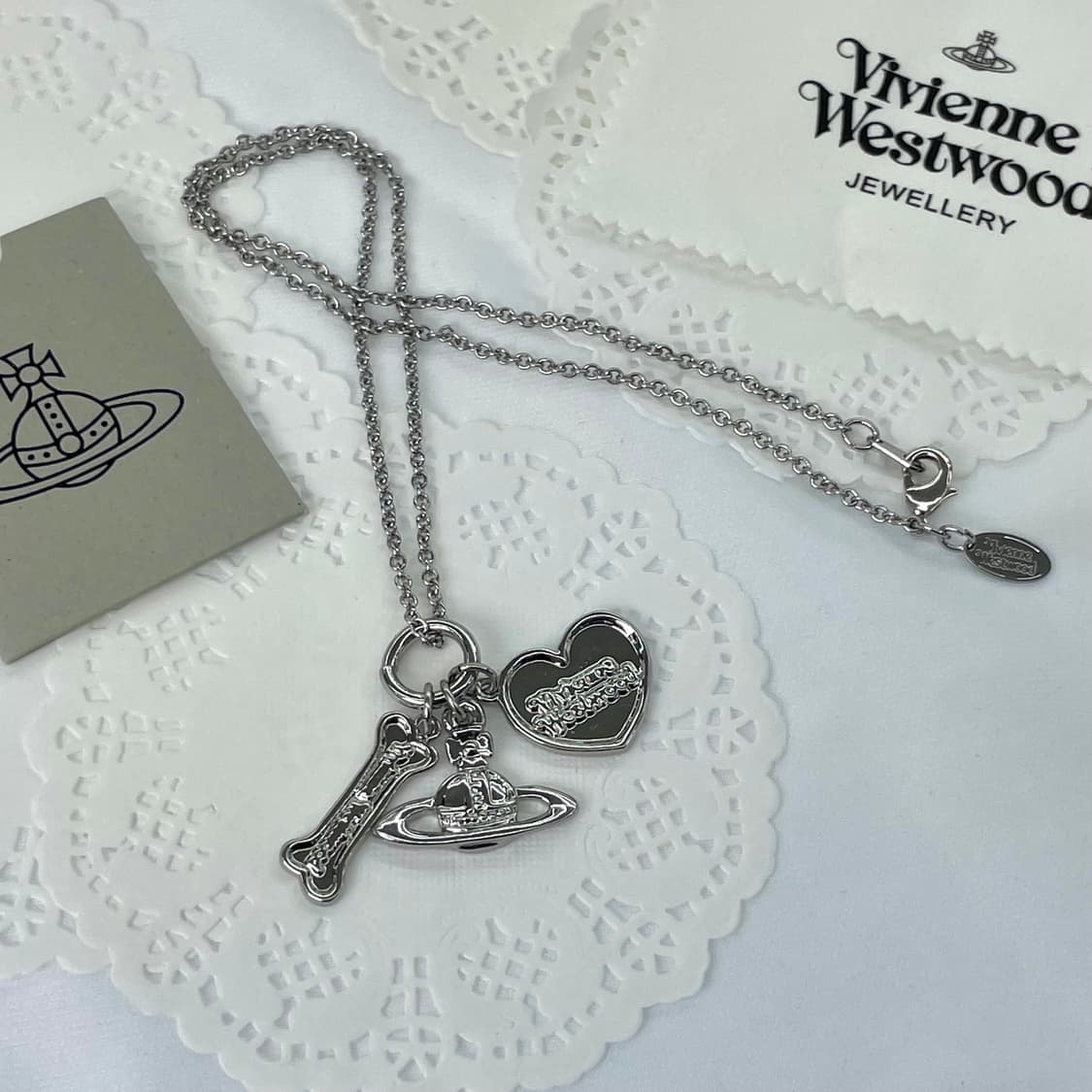 풀박스) 비비안웨스트우드 쓰리 팬던트 목걸이 상품이미지1