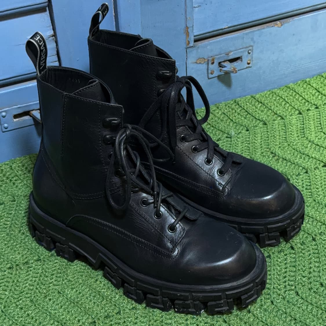 베르사체 그레카 포르티코 레더 부츠 상품이미지3