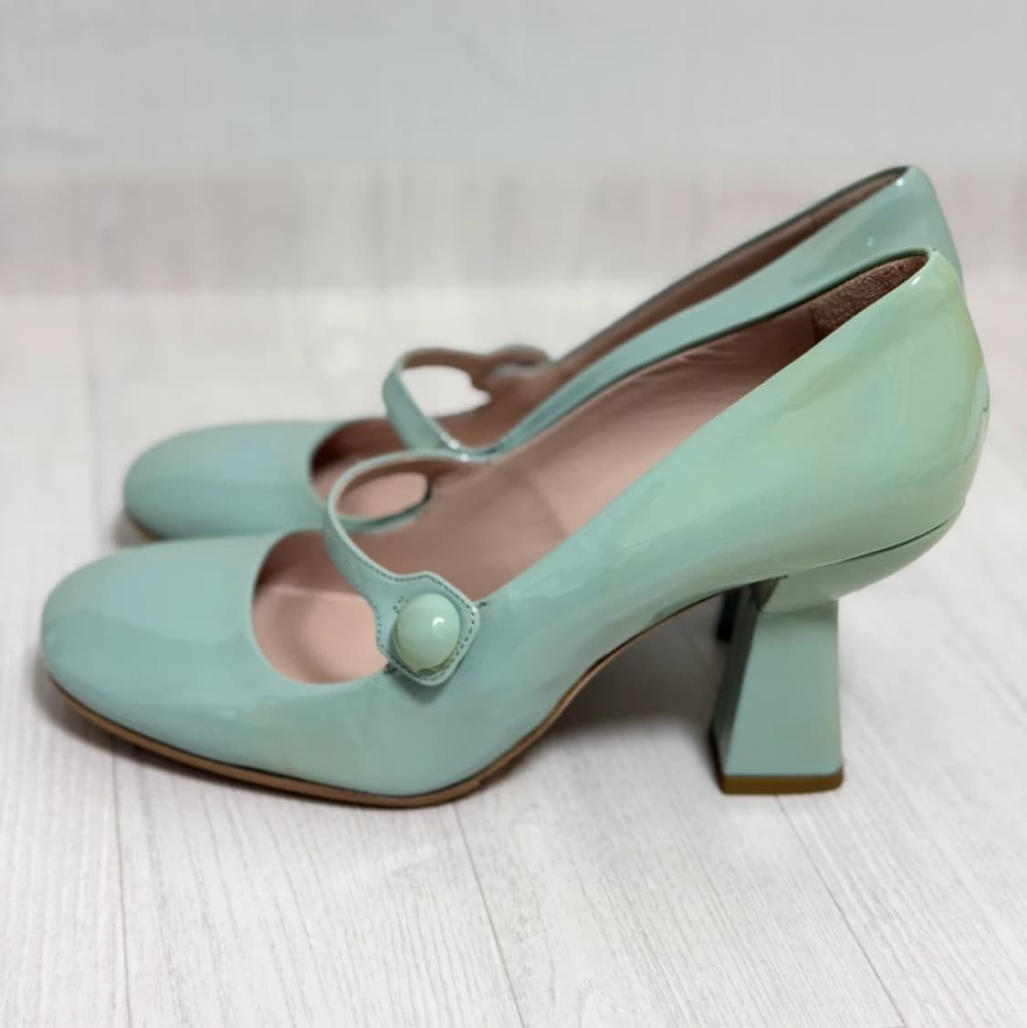 Miu miu 미우미우 민트 메리제인 펌프스 힐 38½ 상품이미지3