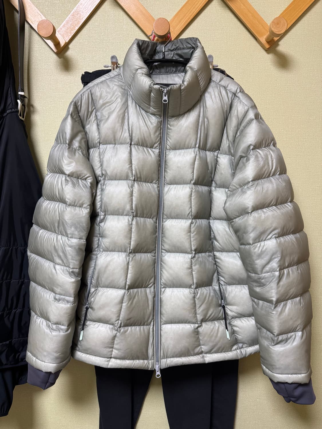 999휴머니티 경량패딩 3사이즈 상품이미지1