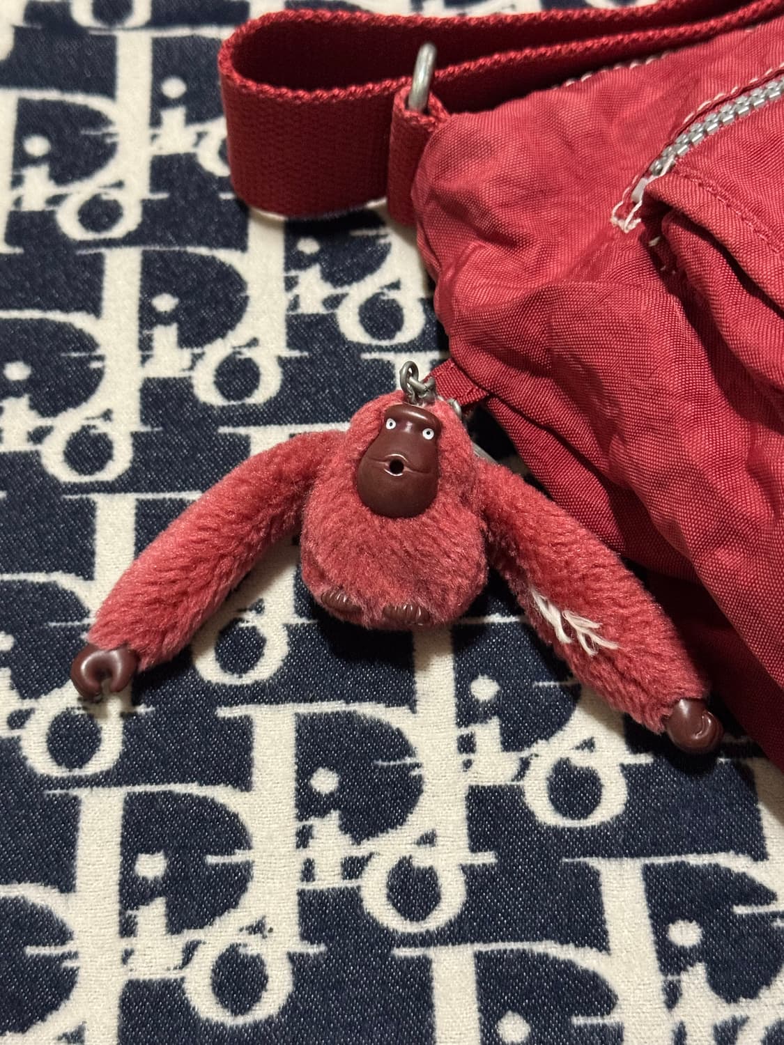 키플링 레드 크로스백 상품이미지2