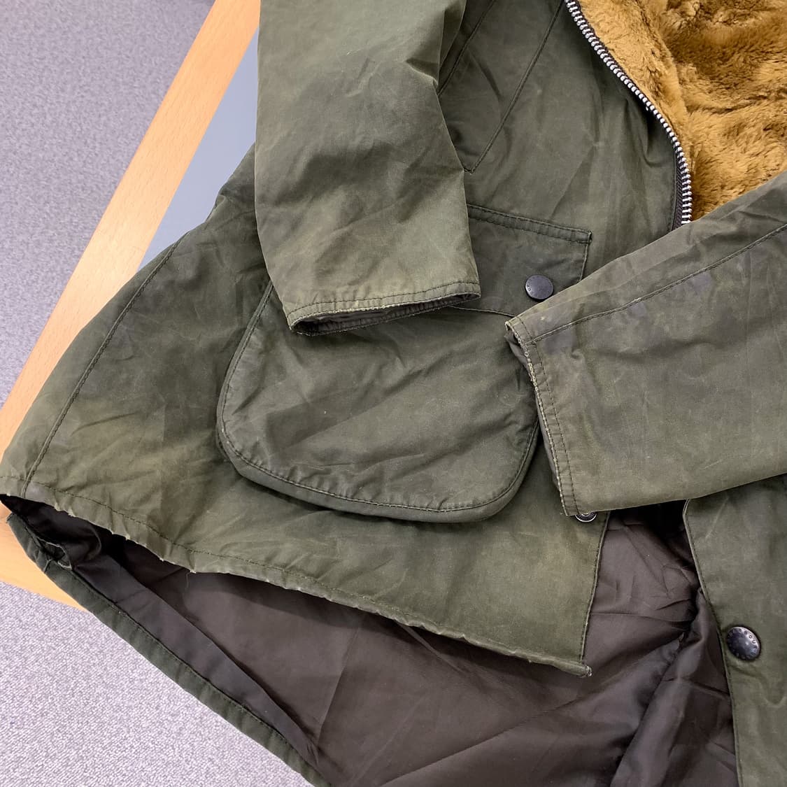 '바버' 비데일 후드 왁스 자켓 '38' 상품이미지4