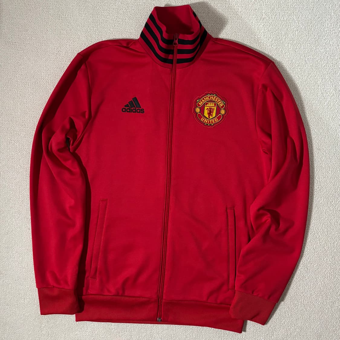 아디다스 맨체스터 유나이티드 맨유 레드 빨검 로고 져지 상품이미지1