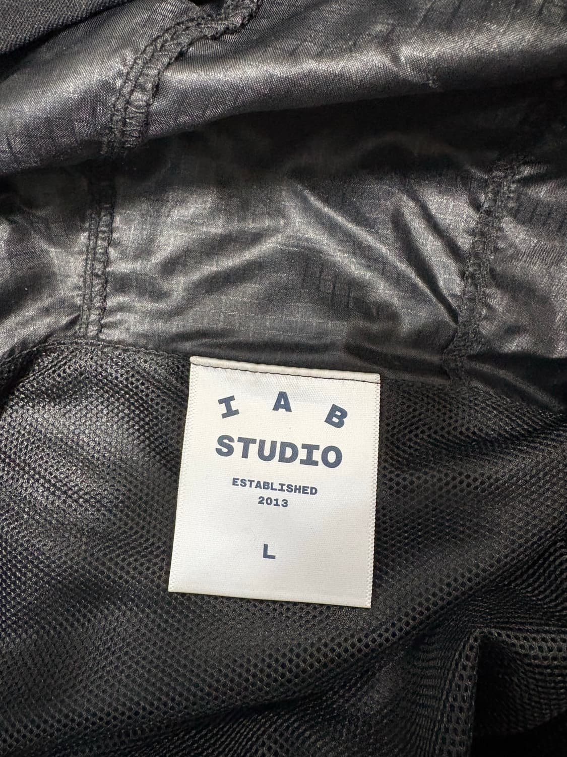 아이앱스튜디오 립스탑 윈드자켓 블랙 상품이미지4