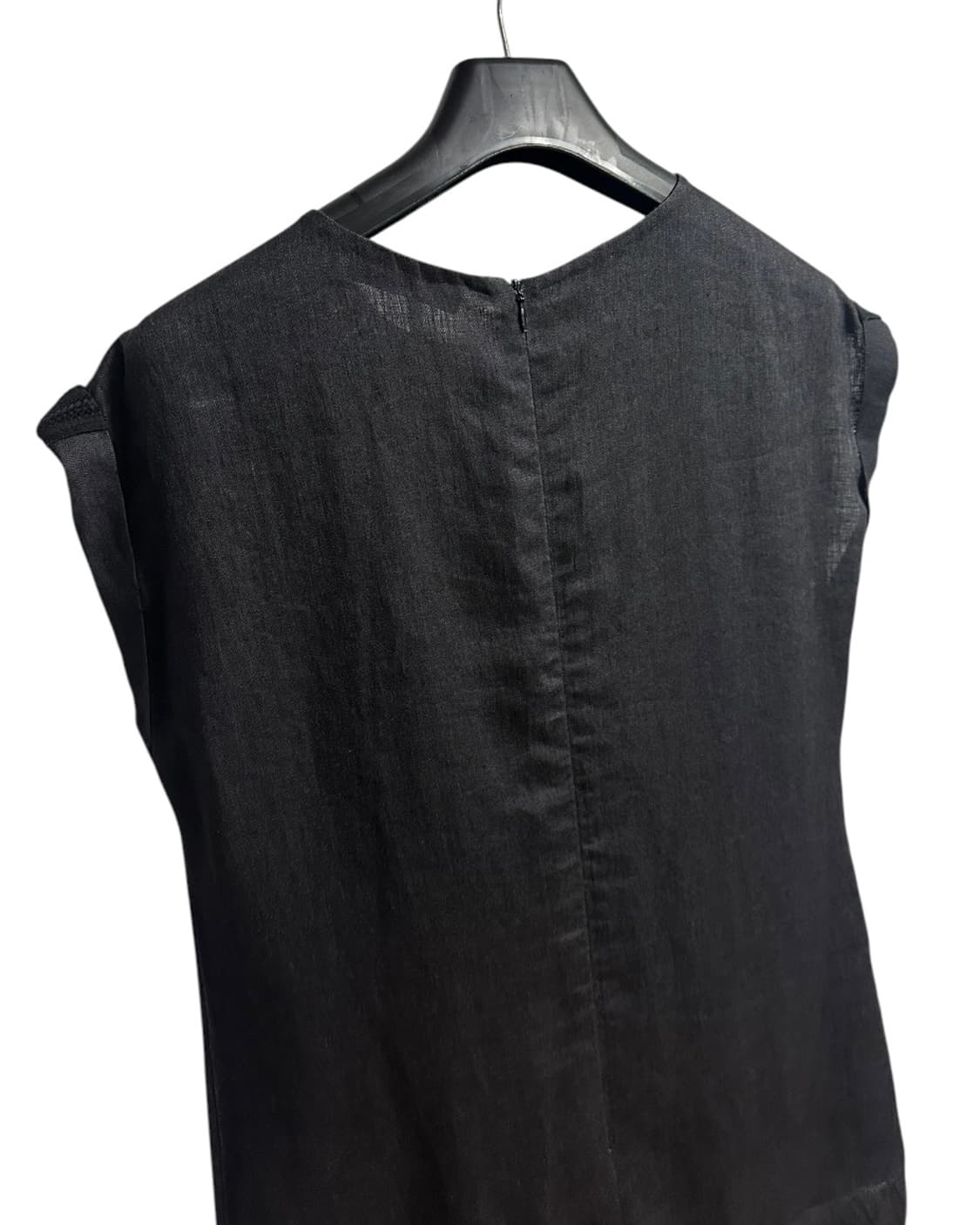 산드로(sandro) 마100% 블랙 슬리브리스 원피스 43size 상품이미지6