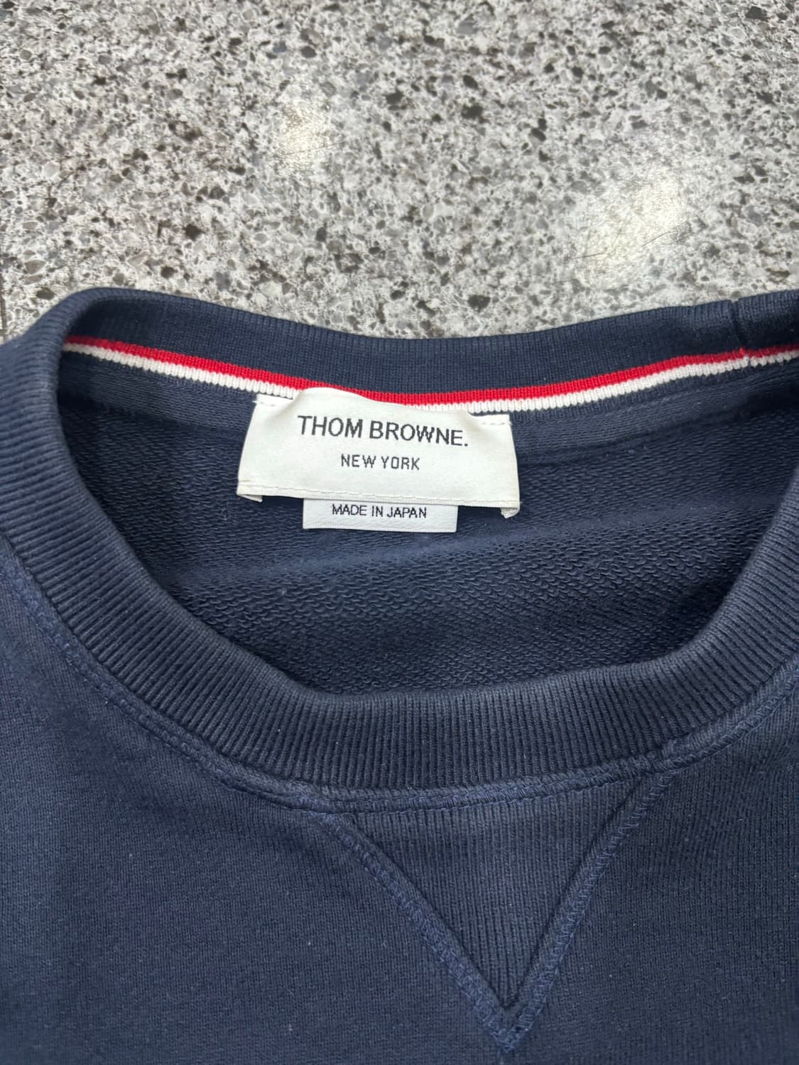 톰브라운맨투맨 상품이미지3